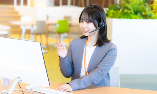 コールセンターの女性